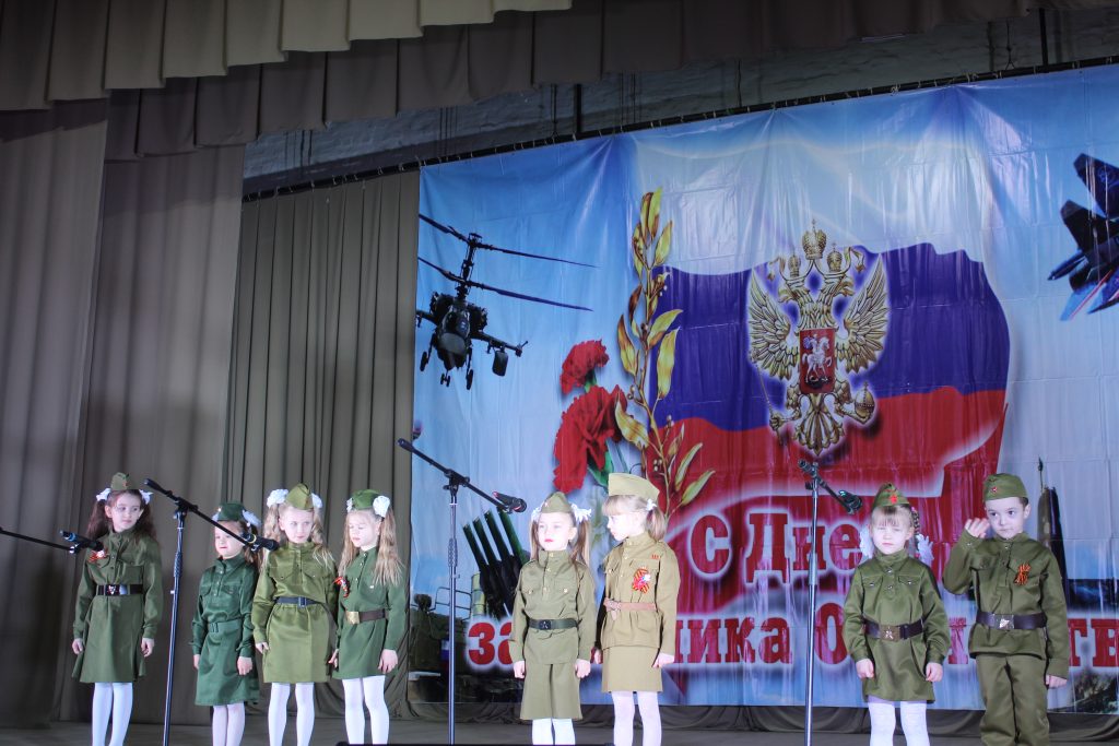 В Заветинском РДК состоялся праздничный концерт, посвященный Дню защитника Отечества