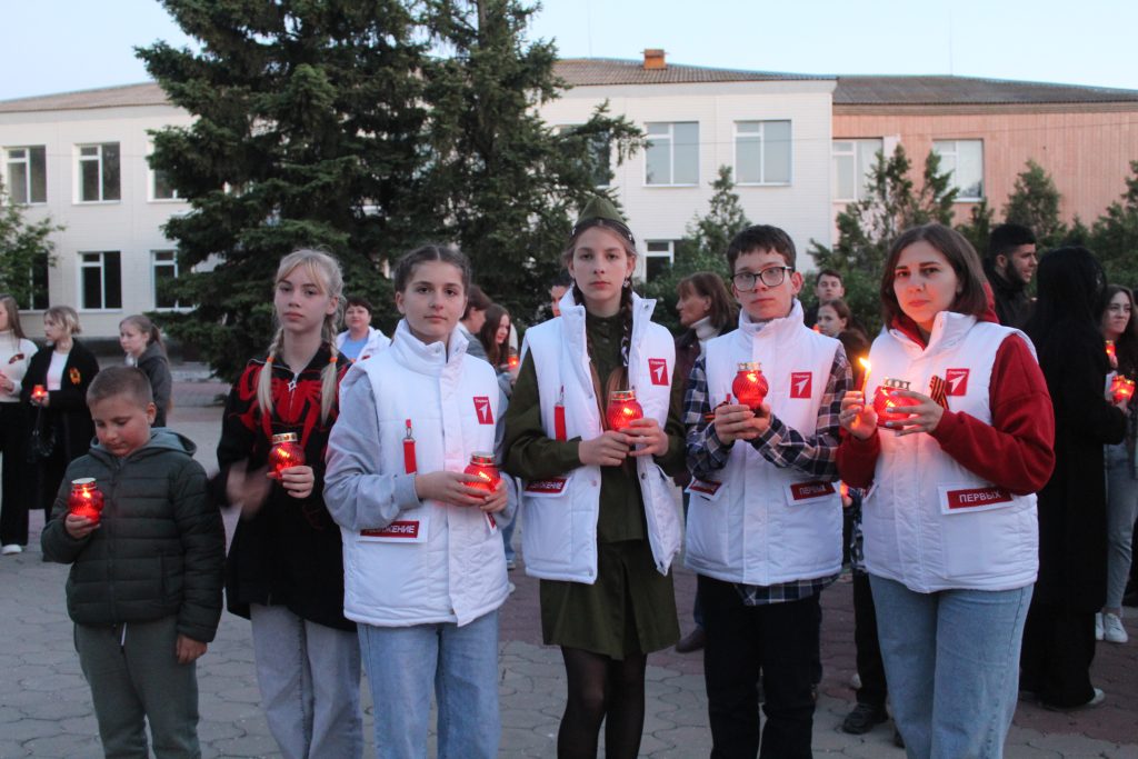 Жители и гости Заветного присоединились к акции «Огонь памяти»