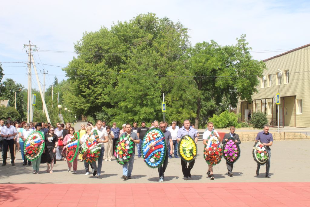 Заветинцы почтили память погибших в годы ВОВ