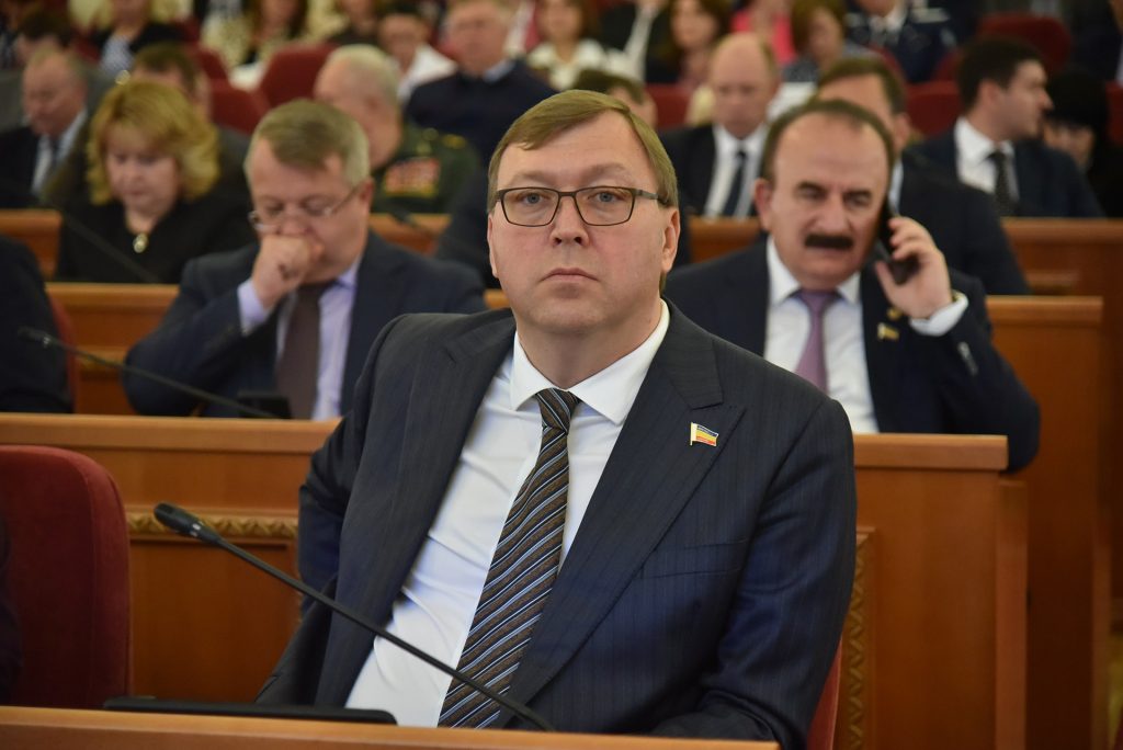 Донской парламент оказывает помощь участникам СВО и членам их семей