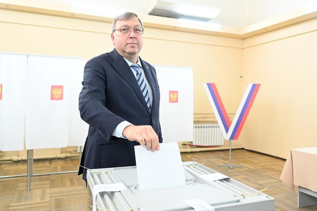 Александр Ищенко проголосовал на довыборах в ГосДуму