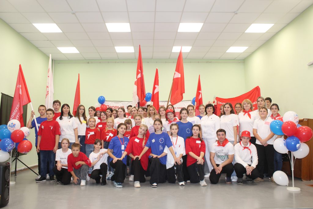 В Заветинской ДШИ прошел слет Первых Заветинского района