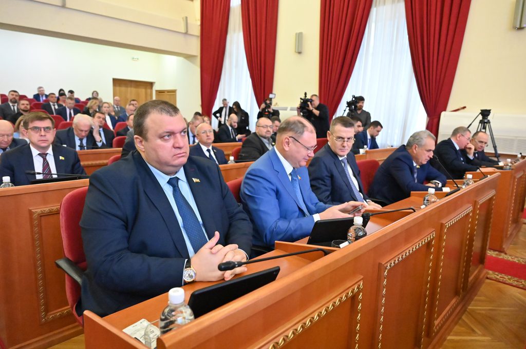 Депутаты ЗСРО предложили пересмотреть методику расчета средств на обеспечение граждан лекарственными препаратами