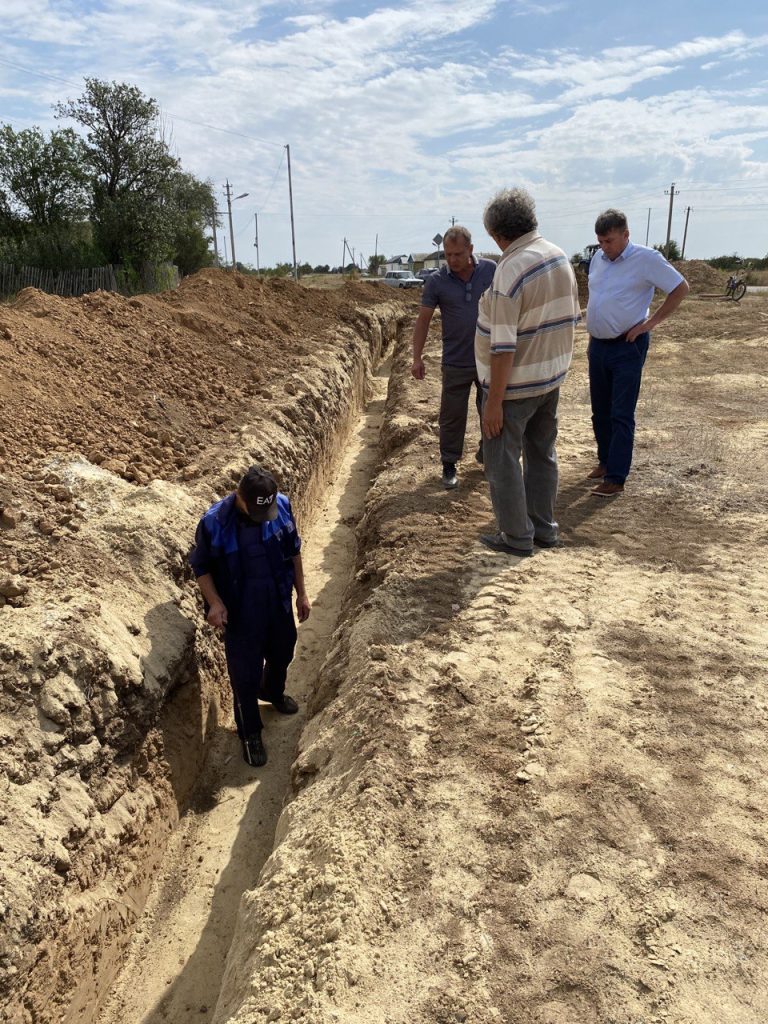 В 2024 году в Заветинском районе проводится замена водопроводных сетей и изготовление водонапорной башни