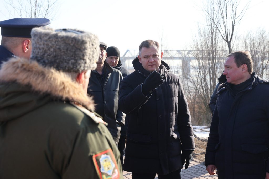 Слюсарь обсудил с ветеранскими организациями проект Вечного огня в Кумженской роще в Ростове