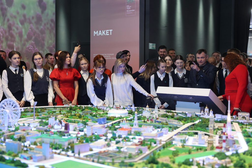 Юрий Слюсарь поручил разработать маршруты внутреннего туризма на Дону