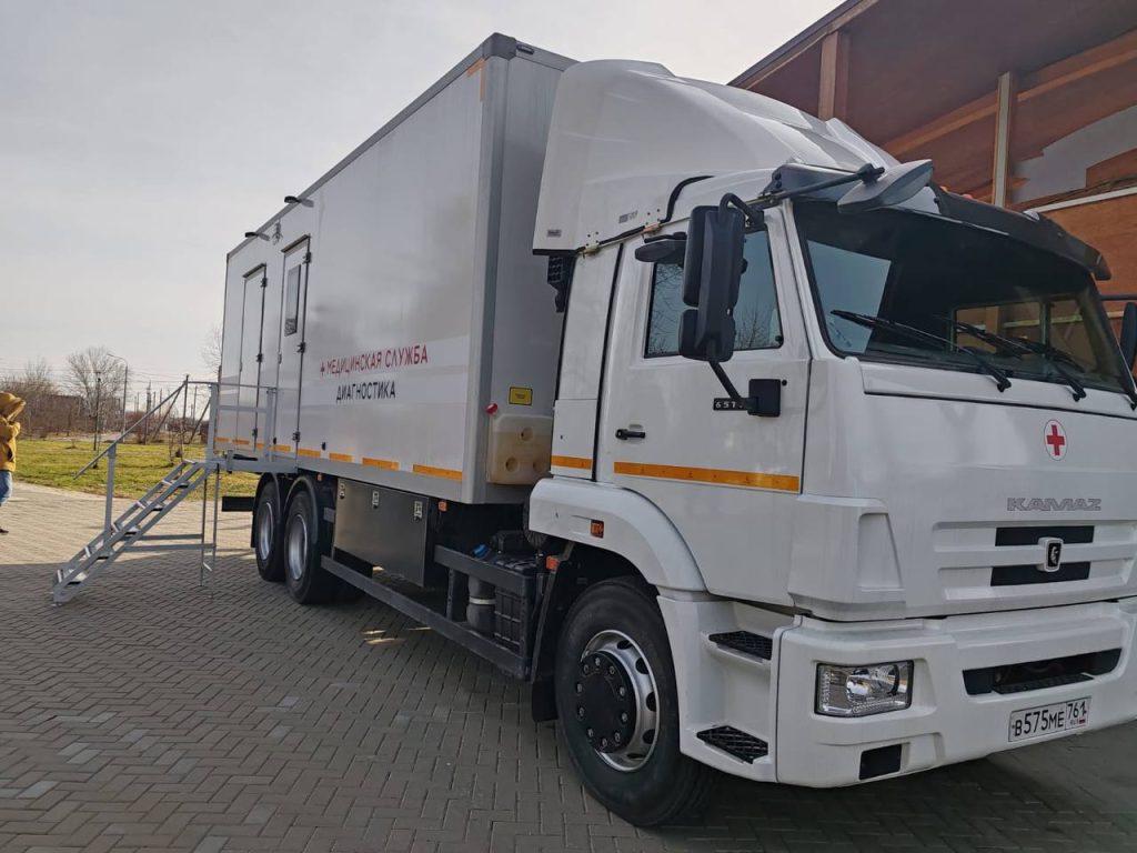 Медпомощь на селе: Слюсарь рассказал о новом кардиомобиле, который начал работать в Донском регионе