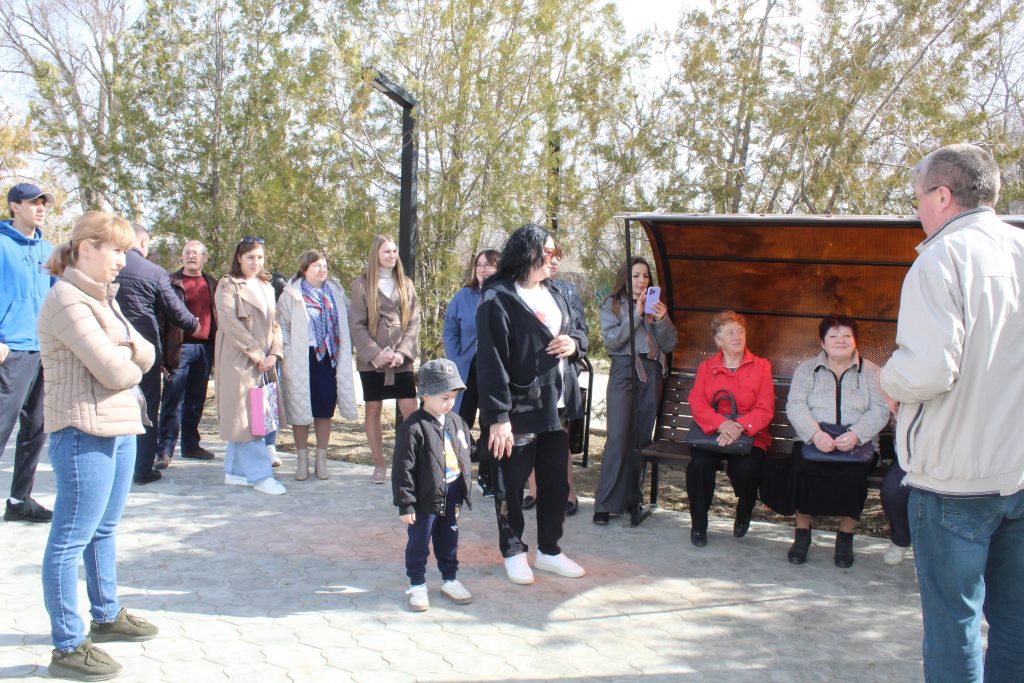 Жители села Заветного приняли участие в общественном обсуждении проекта благоустройства парка «Сказка»