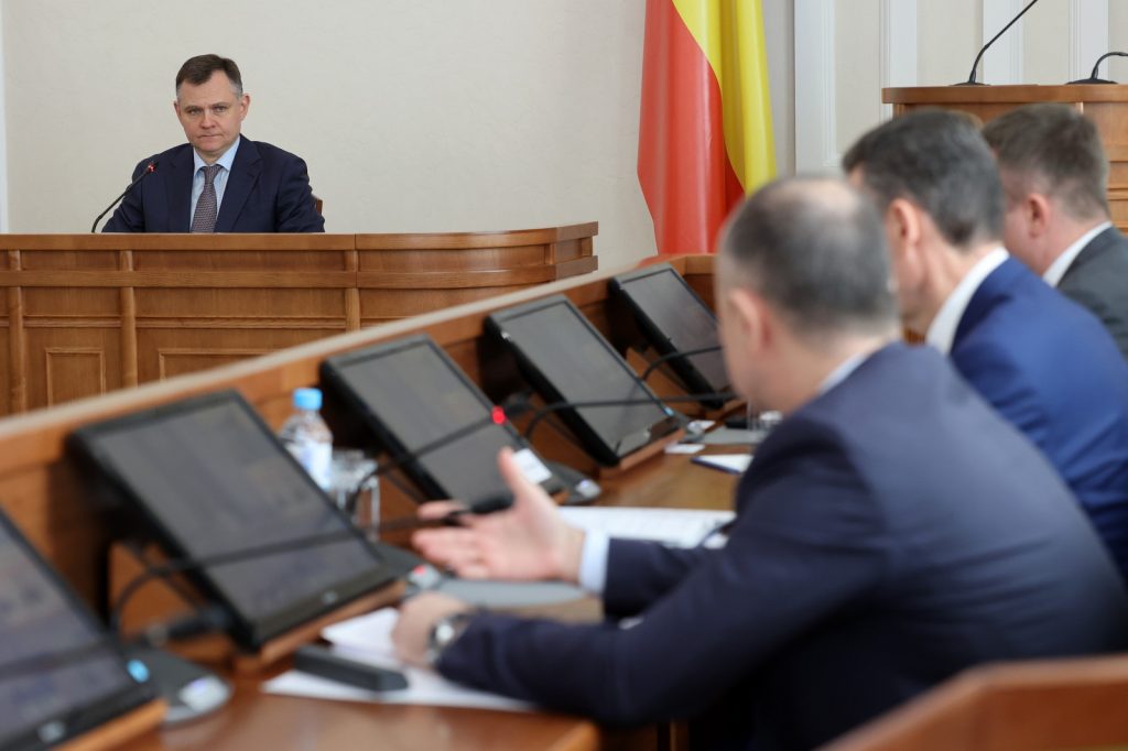 Слюсаря не устроил ответ минздрава о причинах нехватки инсулиновых игл в Ростовской области