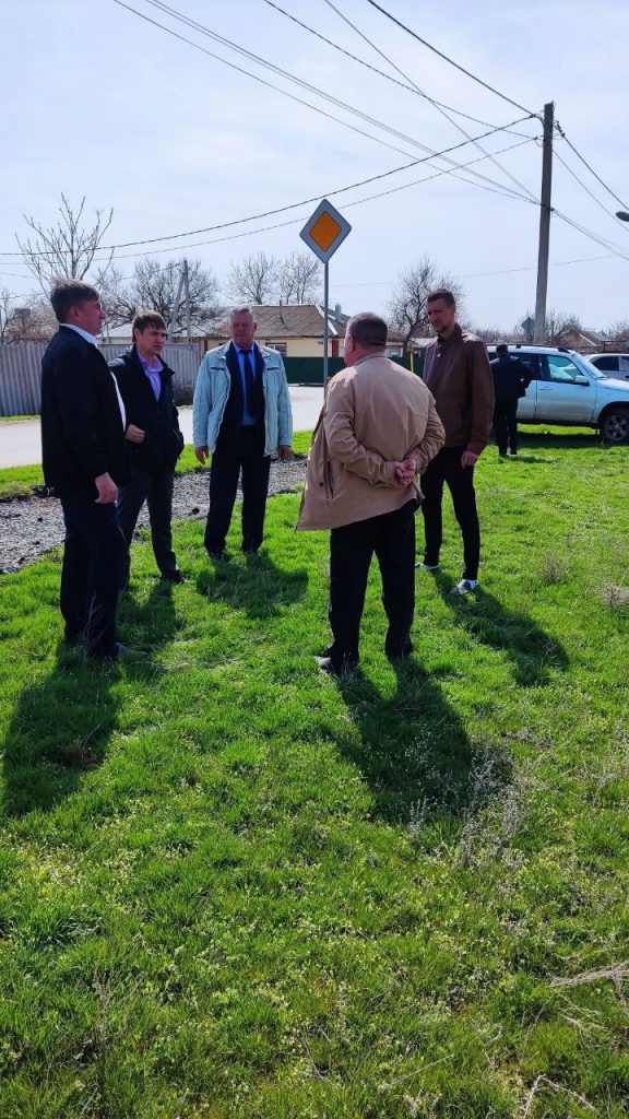 До 15 апреля в Заветном высадят 80 плодовых деревьев по улице Куценко