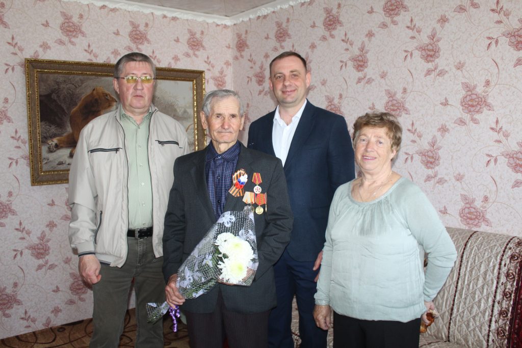 Житель села Заветного Алексей Григорьевич Кривоносов отметил 90-летний юбилей