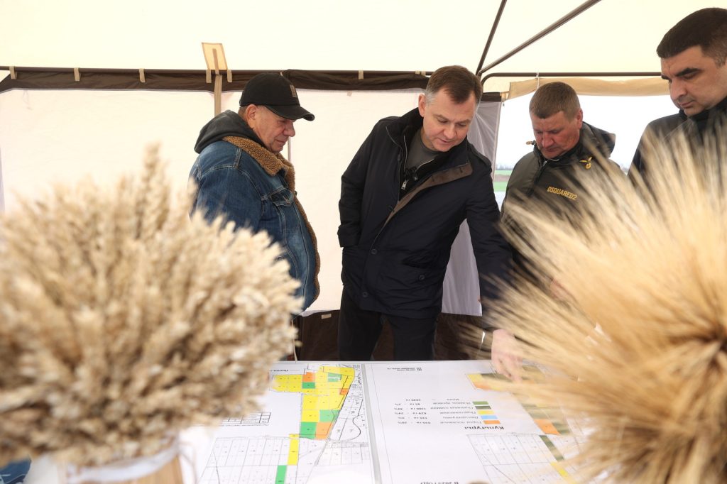 Донские аграрии получат помощь на посев элитных семян