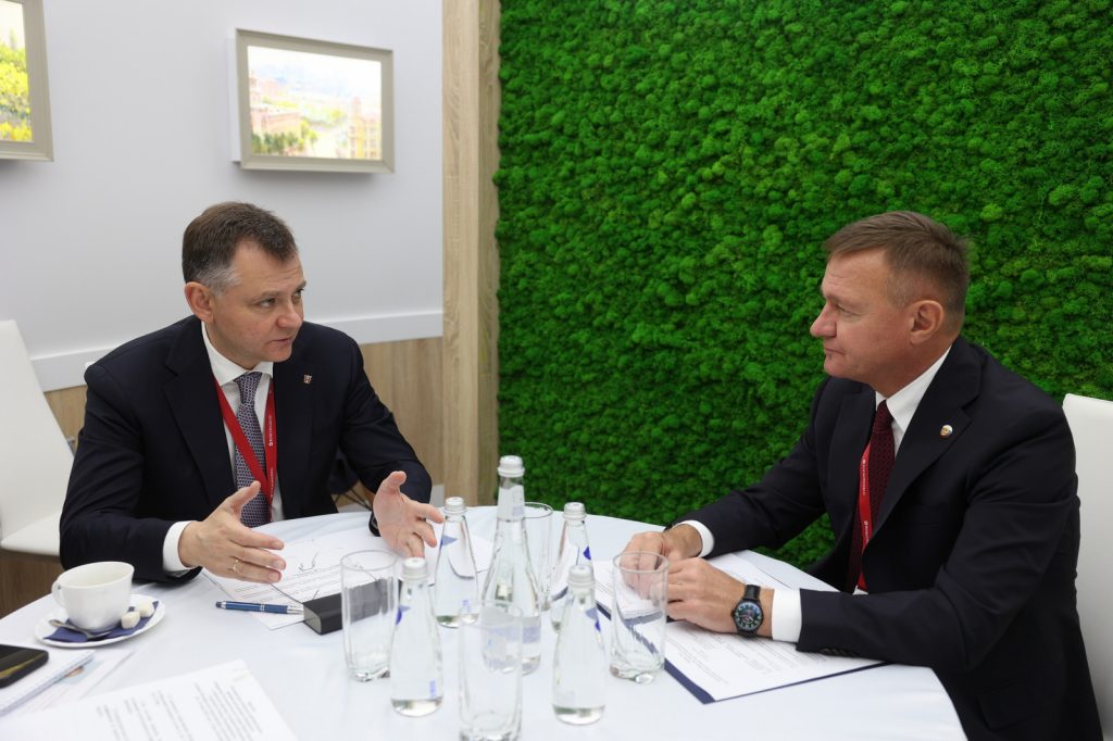 Юрий Слюсарь: «На ПМЭФ-2025 Ростовская область заключила соглашений почти на 210 млрд рублей»