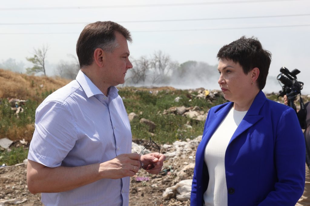 Слюсарь поручил установить видеокамеры на полигонах ТКО в Ростовской области