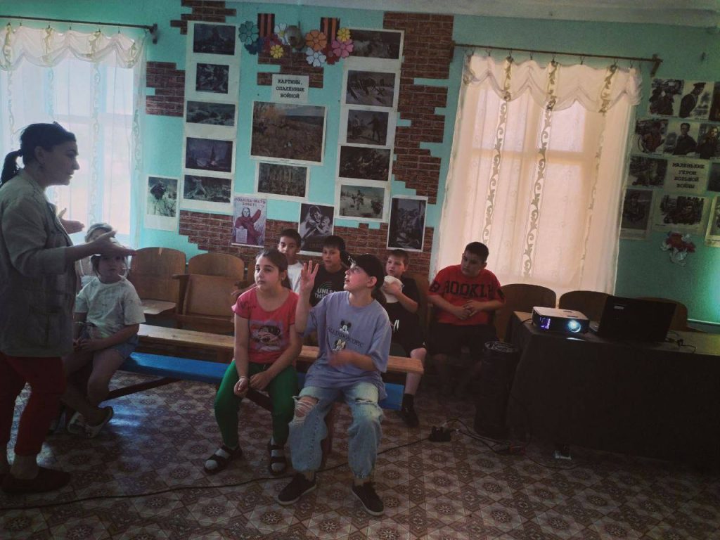 В Федосеевском СДК проведена информационная программа «Ток бежит по проводам»