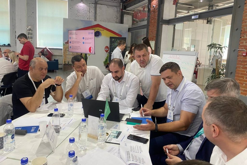 Акцент на цифровую трансформацию: на Дону обсуждают стратегию развития региона