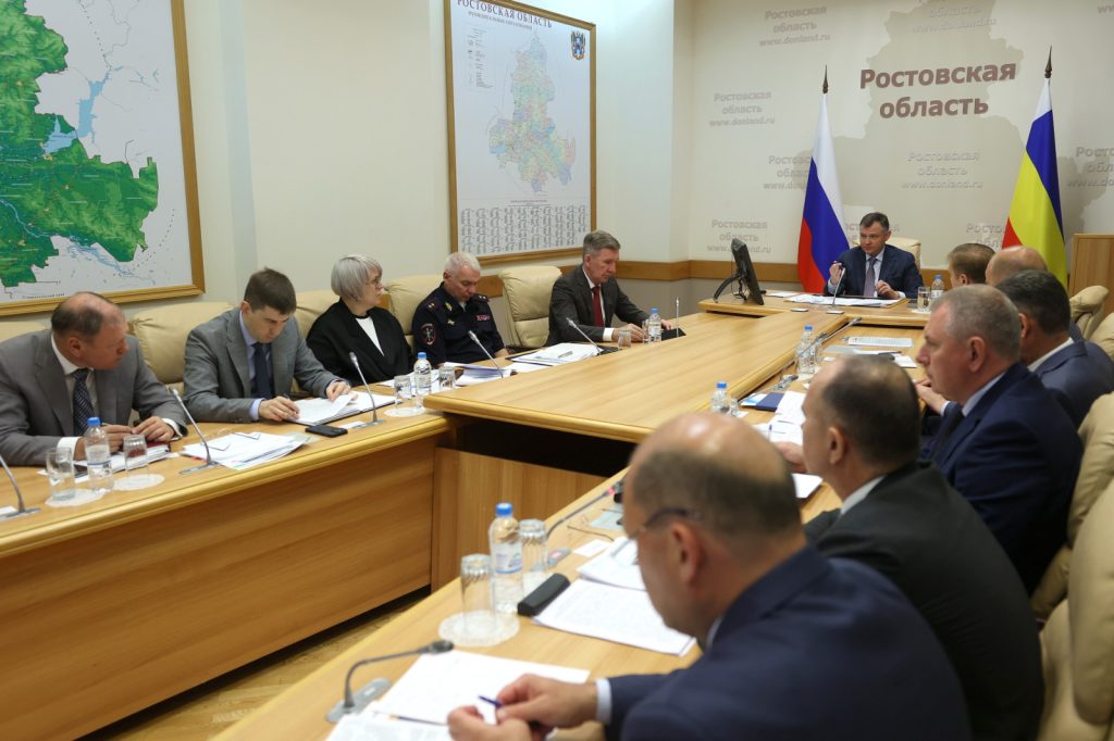 Донские энергетики восстанавливают электроснабжение в муниципалитетах Дона, нарушенное из-за аномальной жары