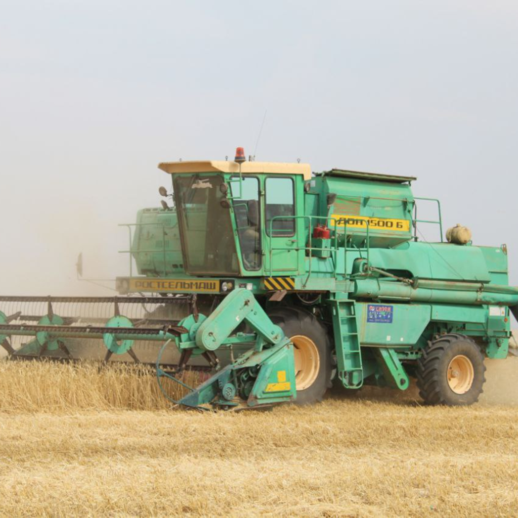 Проверили ход уборочных работ