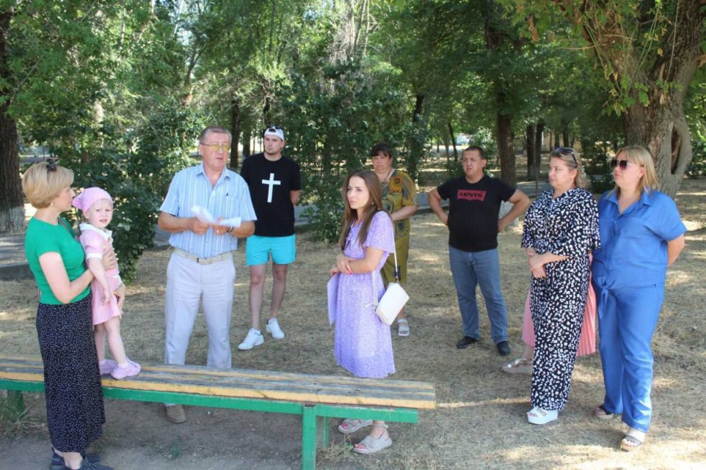 Заветинцы приняли  участие в общественном обсуждении инициативного проекта