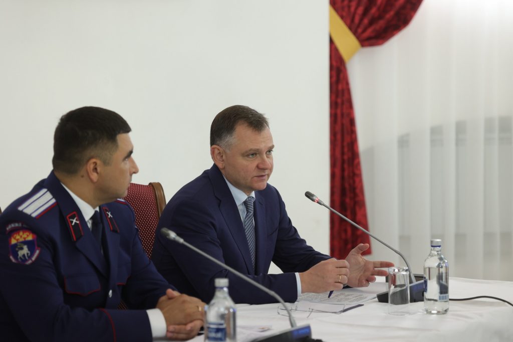 Юрий Слюсарь: «Мы будем развивать на Дону казачье образование»