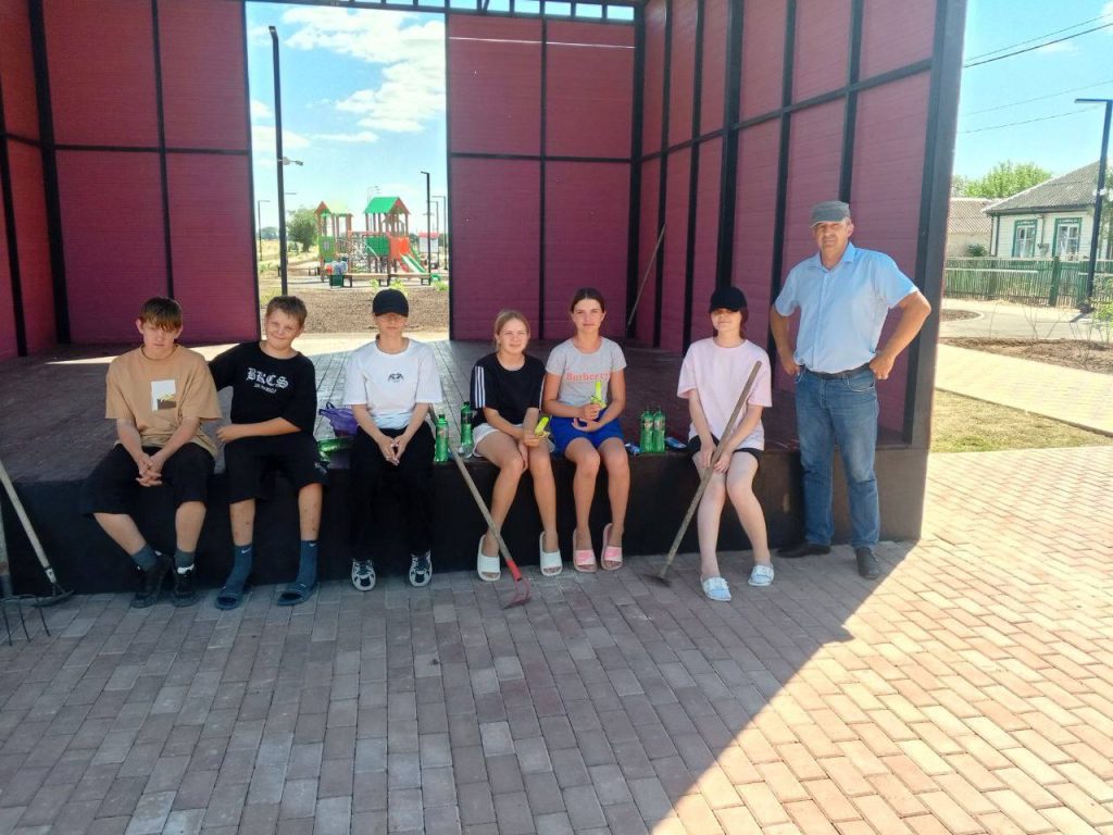 Администрация Кичкинского сельского поселения выступила  работодателем для 7 школьников